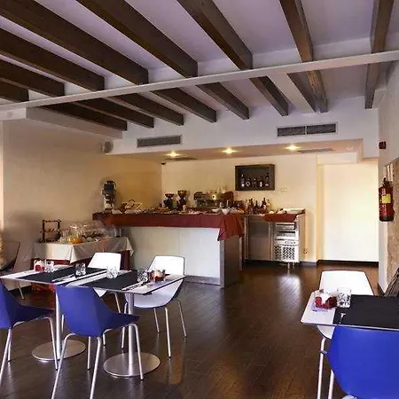 Hotel Santa Clara Urban Hotel&spa 4*