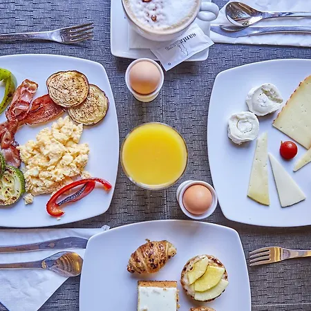 Santa Clara Urban Hotel&spa Hotel 4*